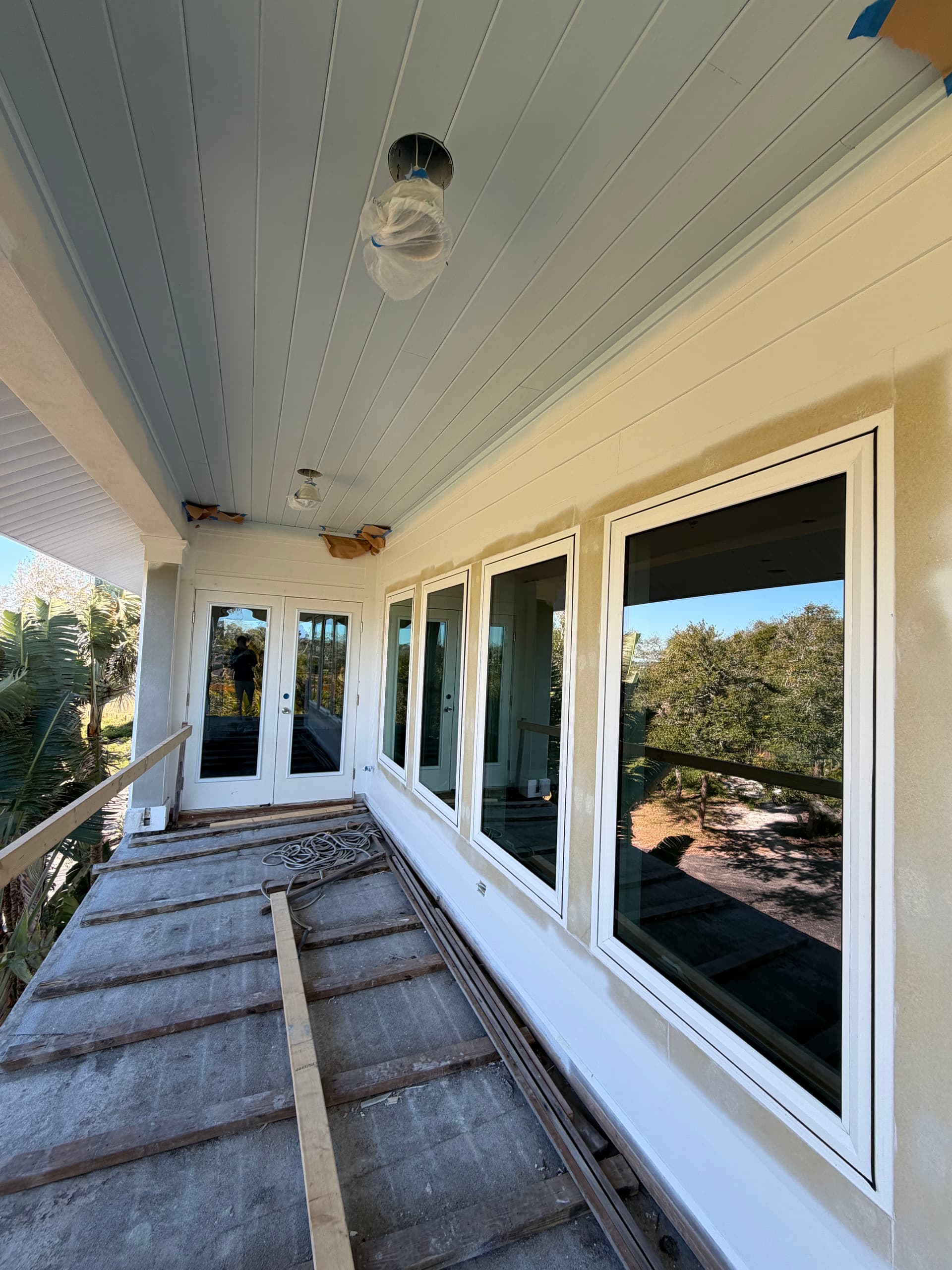 Gallery photos for Sparkling Window Cleaning Transformation: Image #3