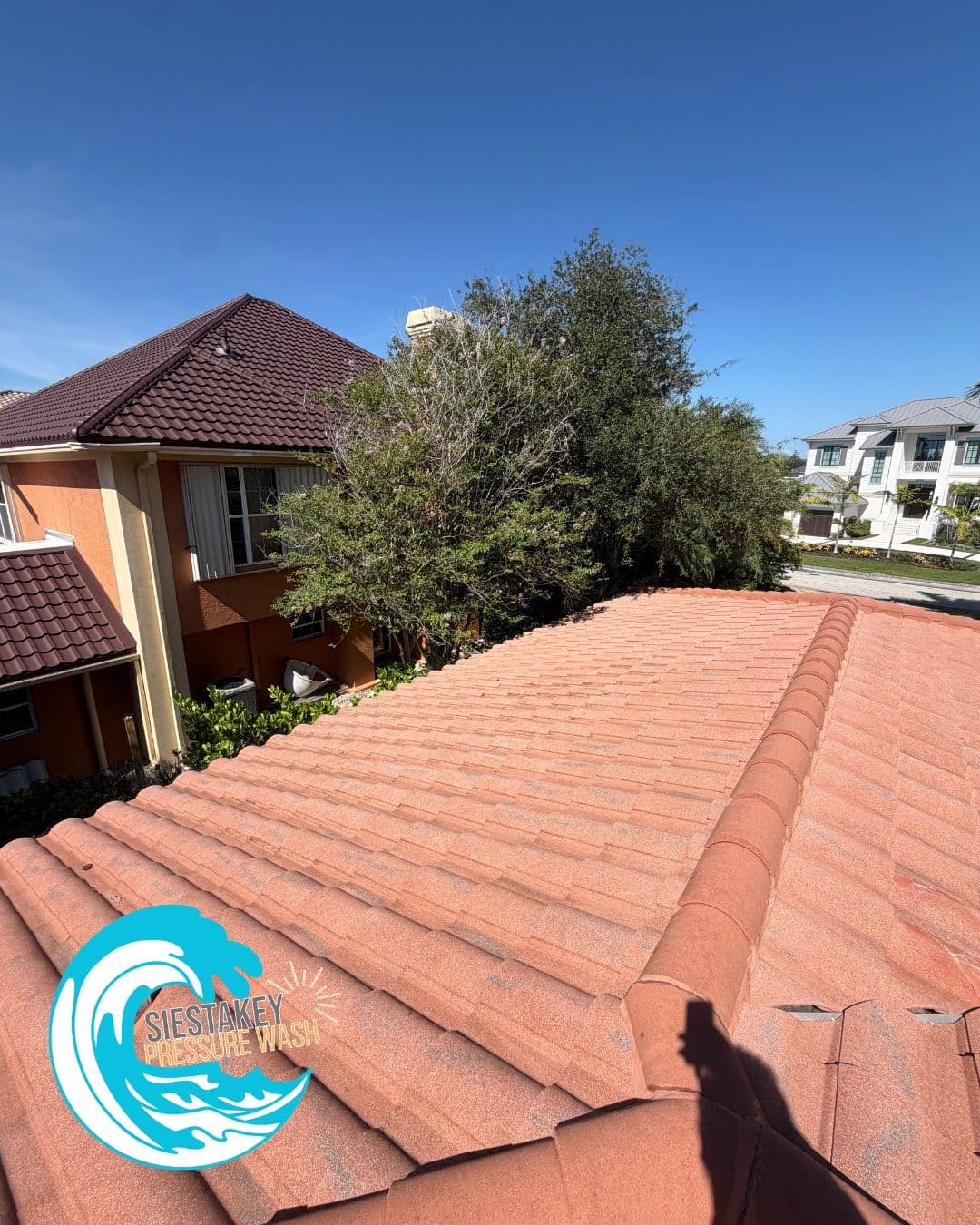 Gallery photos for Barrel Tile Roof Soft Wash on Siesta Key: Image #3