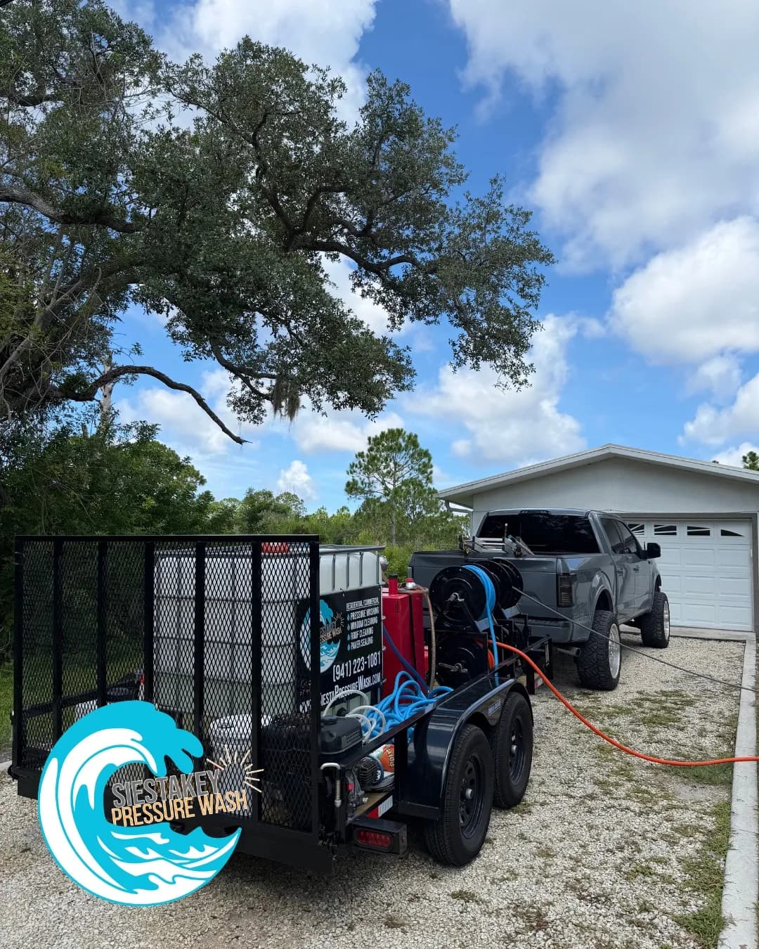 Project House Wash Patio and Screen Cage Exterior Cleanup Done Right image