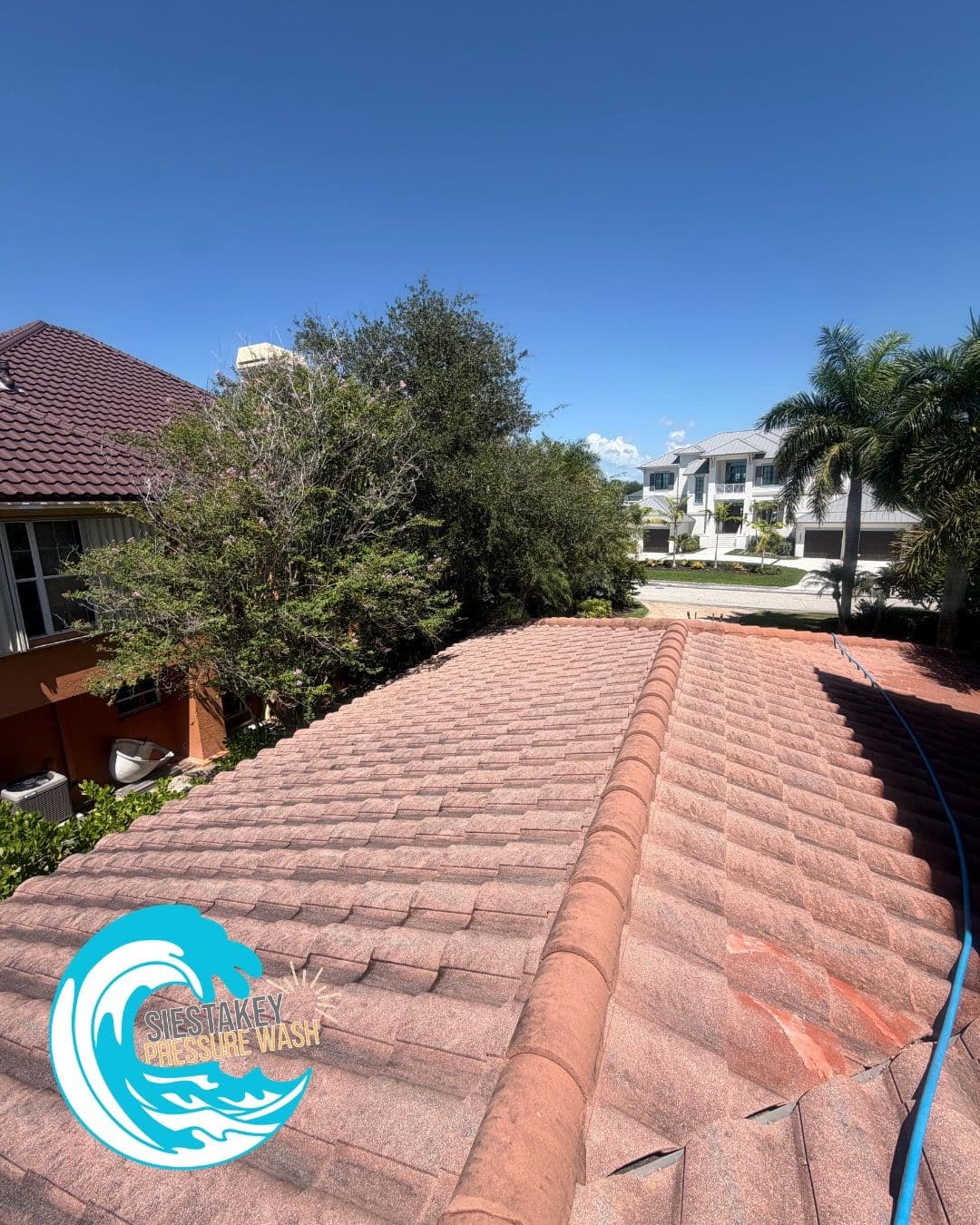 Gallery photos for Barrel Tile Roof Soft Wash on Siesta Key: Image #2