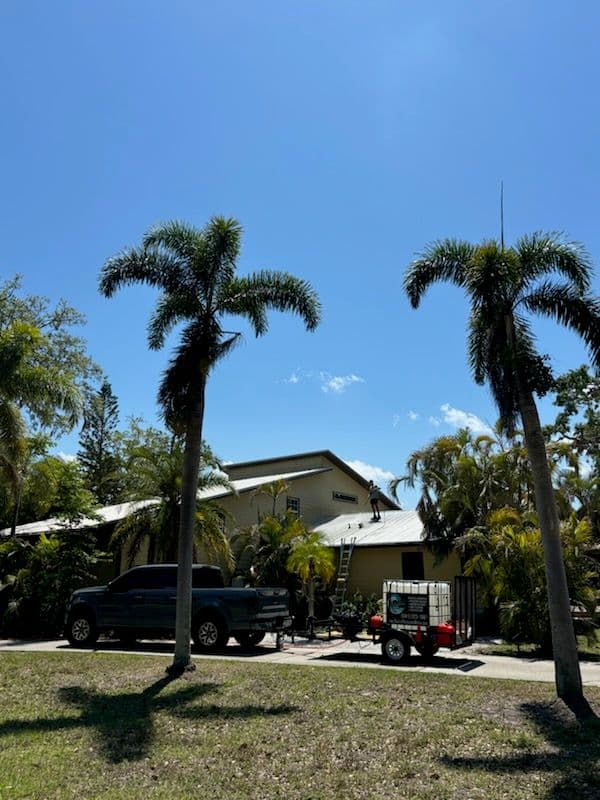 Gallery photos for Siesta Key's Aluminum Roof Renewal Made Easy: Image #2