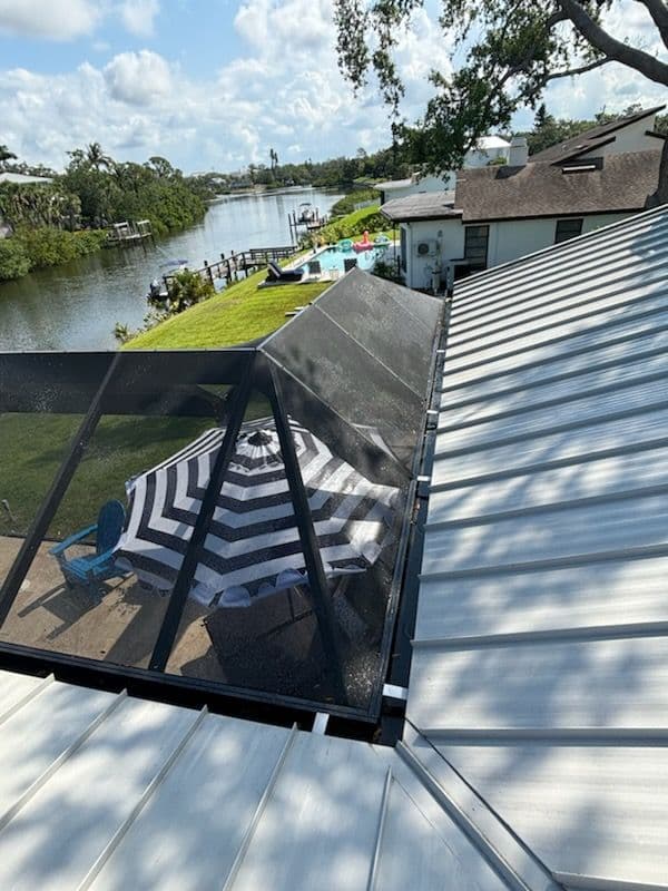 Gallery photos for Expert Gutter Cleaning for Clutter-Free Home: Image #1