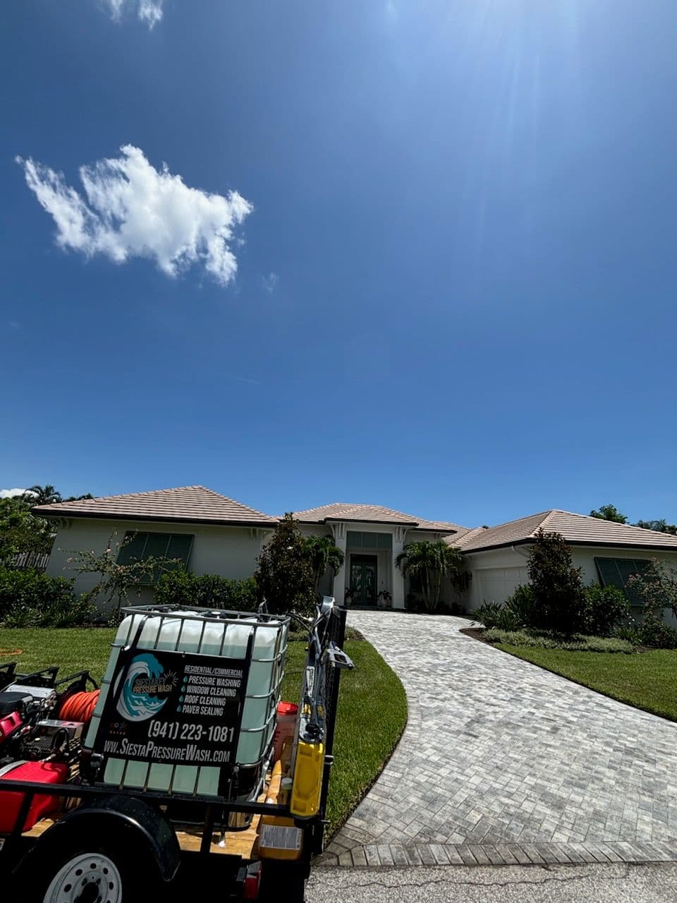 Siesta Key Pressure Washing Transformation image