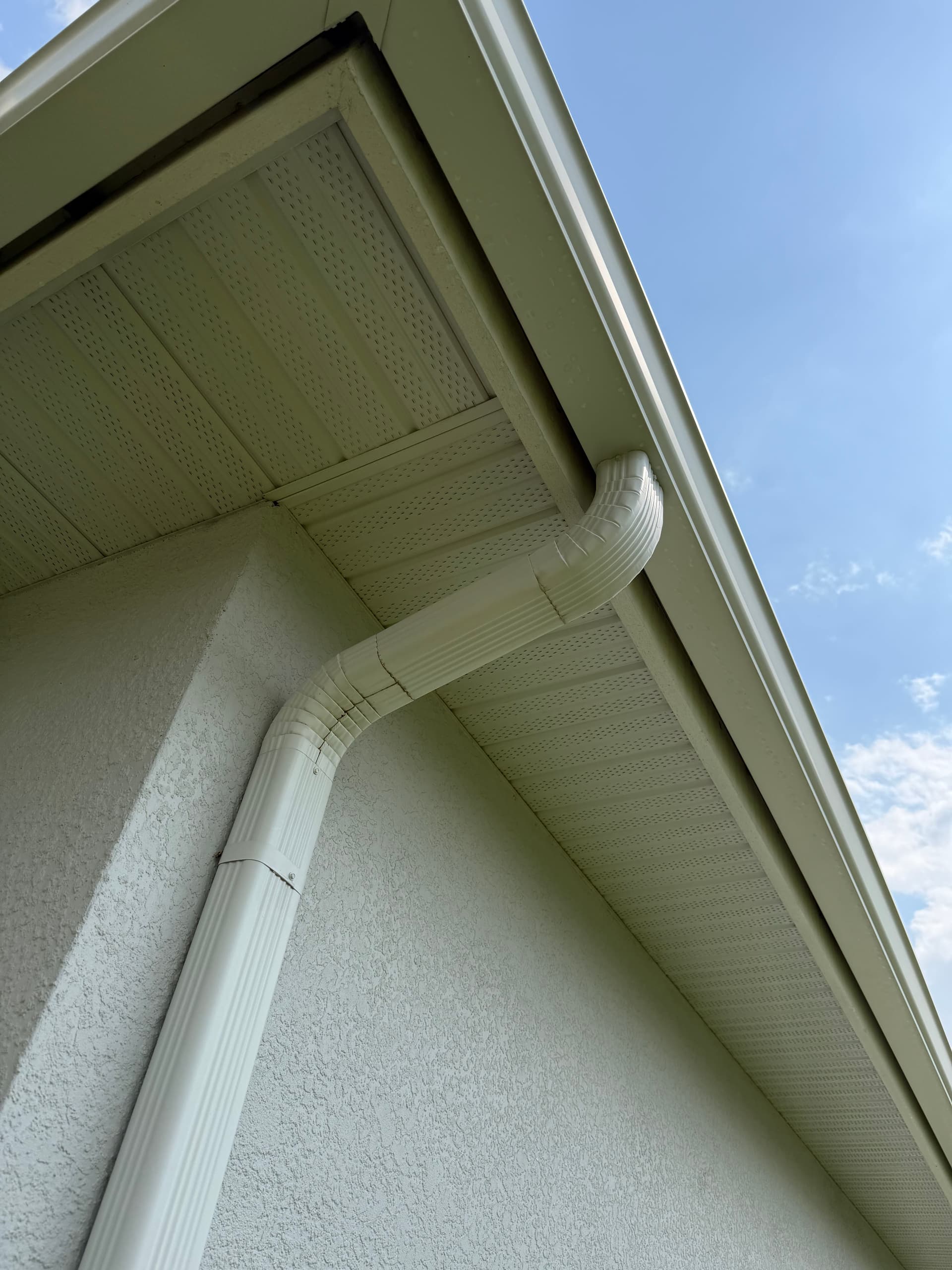Gallery photos for Fresh Look for Soffits and Gutters in South Florida: Image #1