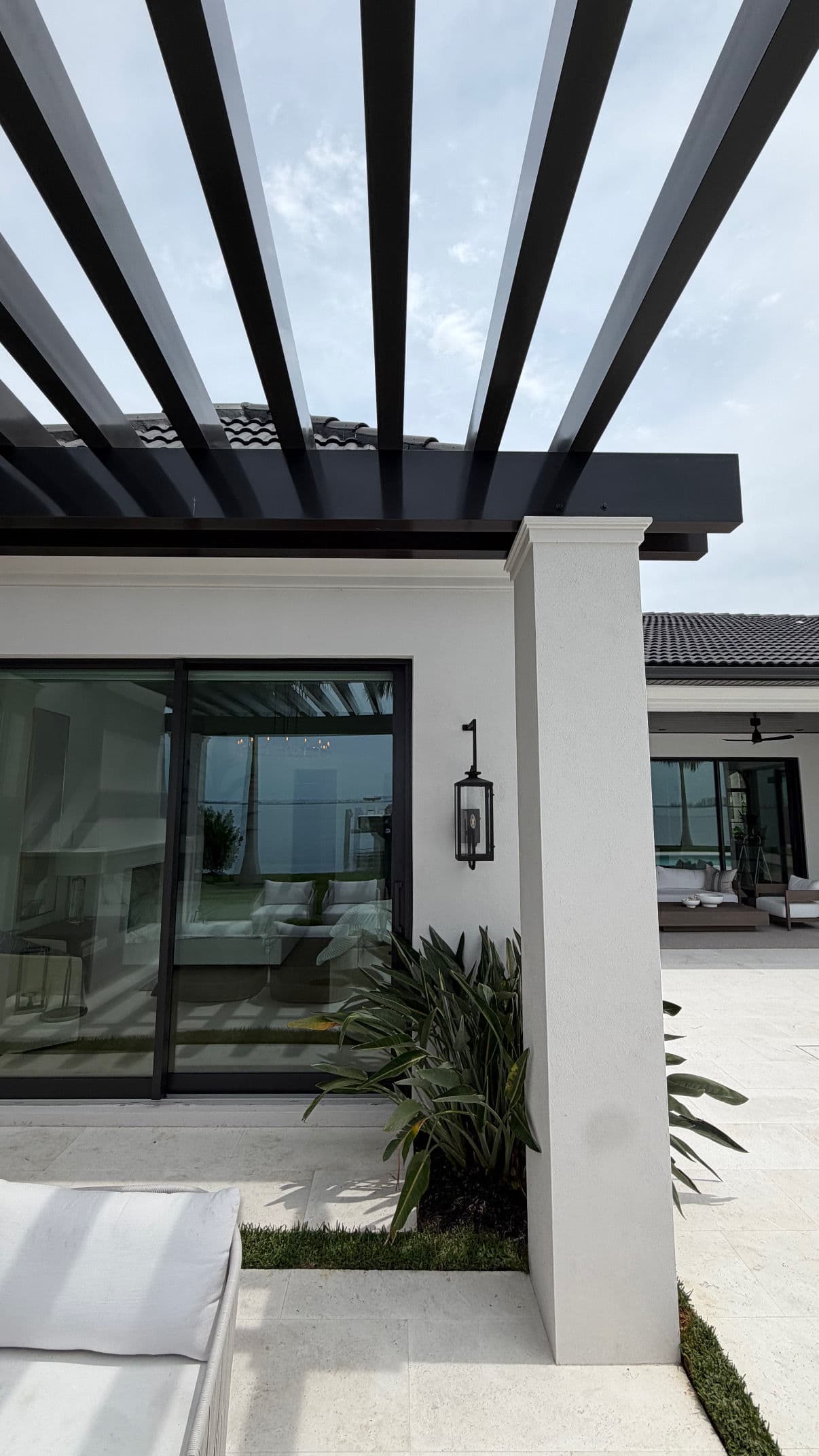 Gallery photos for Clean Windows Make a Waterfront Home Shine: Image #1