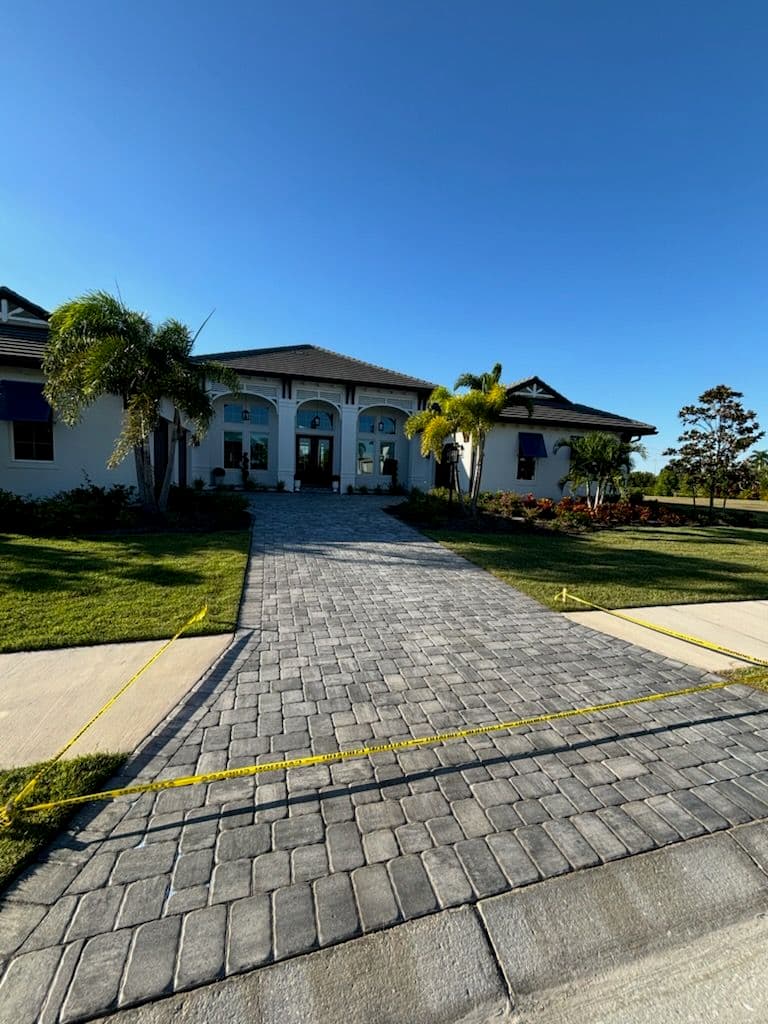 Gallery photos for Driveway Sealed and Sanded to Perfection: Image #1